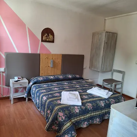Ristorante Valsugana מלון *